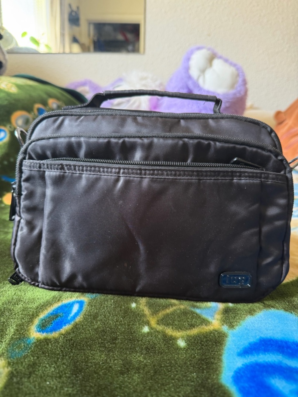 Black Men's Crossbody Shoulder Bag - Picture 2 of 14